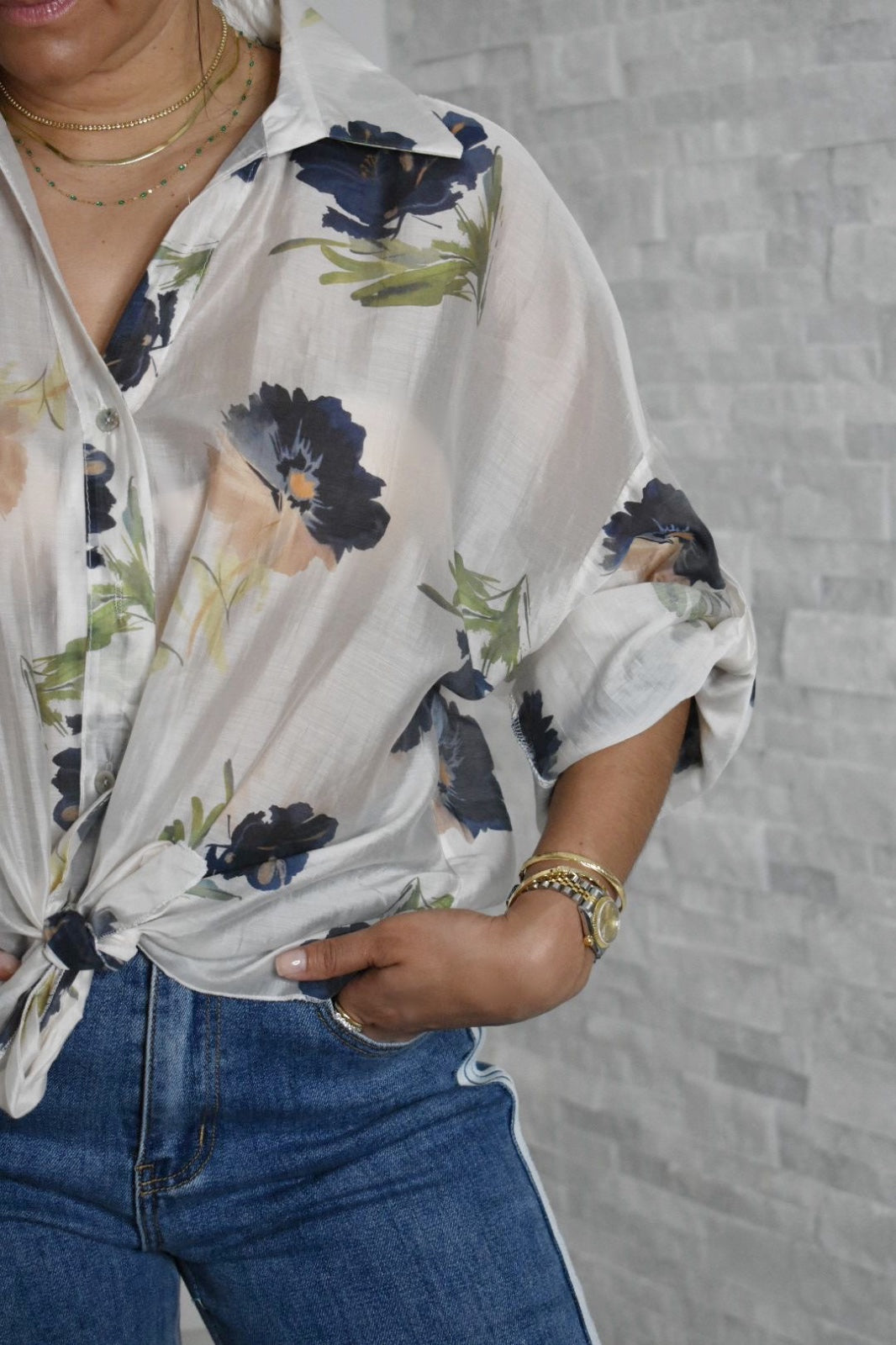 FLORAL BLOUSE